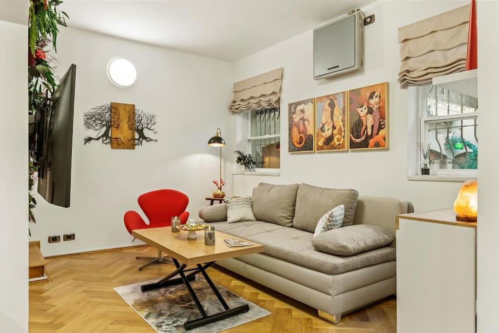 Casa De Povesti - Calea Victoriei Apartamento Bucareste Exterior foto